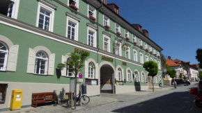 Отель Griesbräu zu Murnau  Мурнау